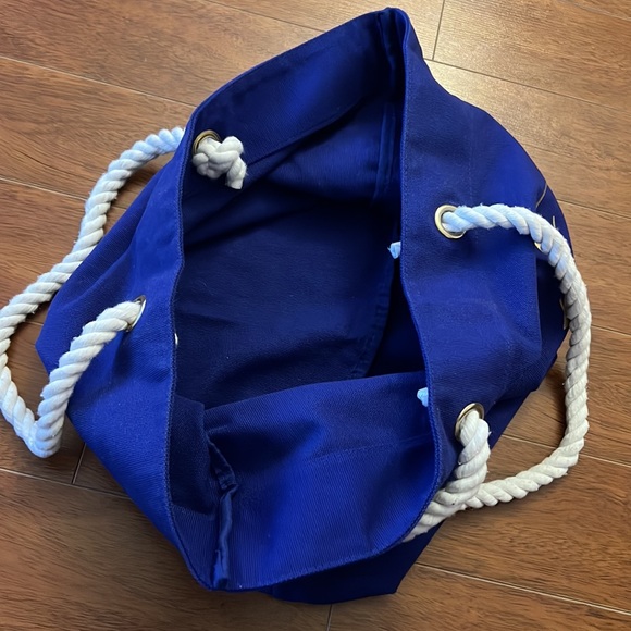 Trina Turk - Seas the Day - Canvas Tote - Picture 7 of 7